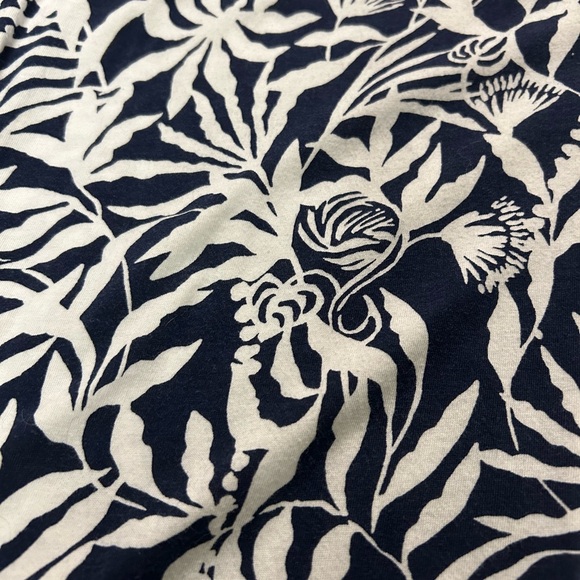 Lilly Pulitzer Norris Navy and White Floral Women's Dress - Picture 6 of 10